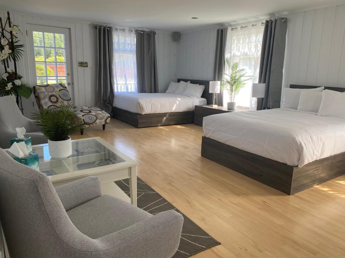 Le Gaspesiana Hotel Sainte-Flavie Bagian luar foto